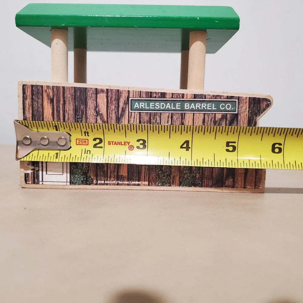 Thomas & Friends Wooden Railway Arlesdale Barrel Co. Loader 1996 Vintage Wooden